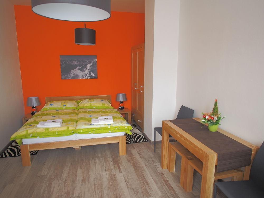 Apartman Helenka Stara Morava ตาตรันสกา ลอมนีจา ภายนอก รูปภาพ