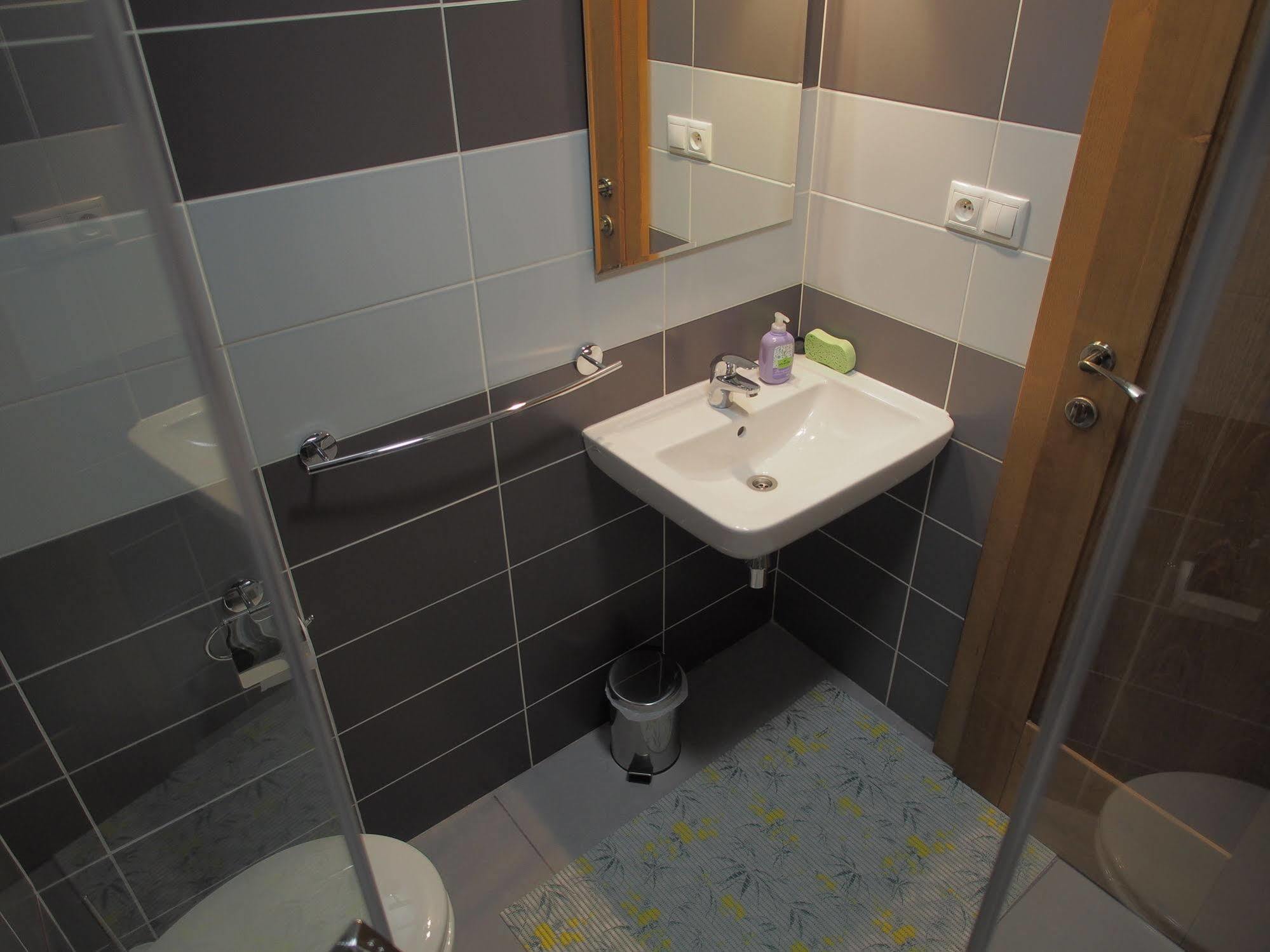 Apartman Helenka Stara Morava ตาตรันสกา ลอมนีจา ภายนอก รูปภาพ