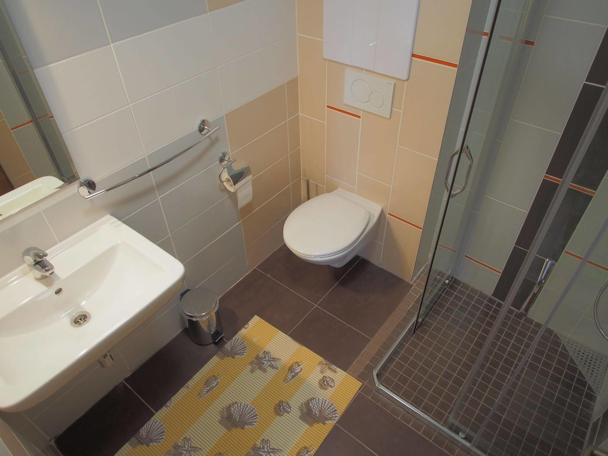 Apartman Helenka Stara Morava ตาตรันสกา ลอมนีจา ภายนอก รูปภาพ